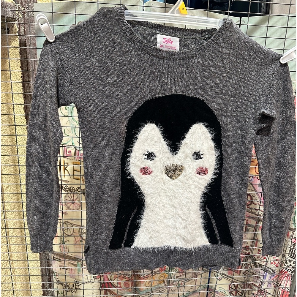 Justice Girls Size 20 Pullover Knit Sweater Gray With A Fuzzy Penguin ‘16